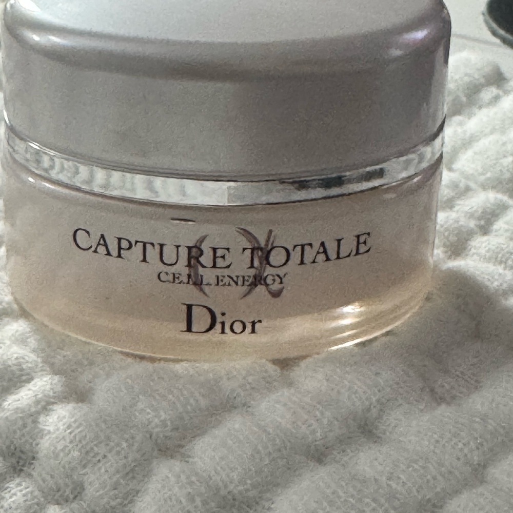 Dior Capture Totale Cream in Silver Jar